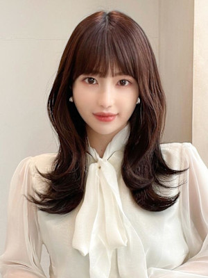 イメチェンロングレイヤー顔周りレイヤー後れ毛小顔カット美髪