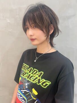 斜め45°も素敵なウルフカット　ウルフ　ネオウルフ