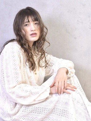 ナチュラルロングウェーブ