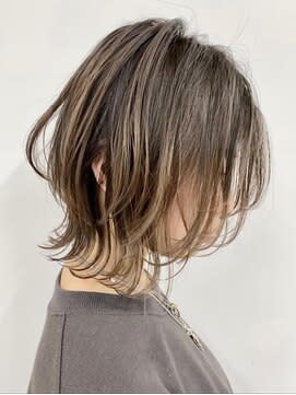 ネオウルフハイライトグラデーションボブウルフ　ウルフカット