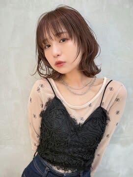 くびれウルフ　ネオウルフ　ボブウルフ　ウルフカット