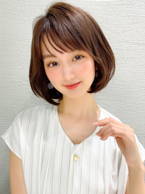美髪大人ショート丸みマッシュショートイメチェン分け目なし