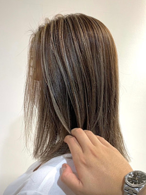 ベージュ系ハイライト