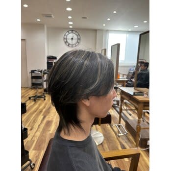 ウルフカットハイライト