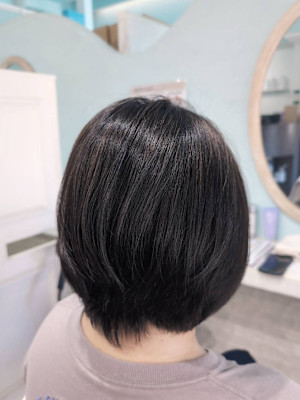 髪質改善（2枚目ビフォーあり）