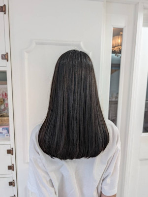 髪質改善（2枚目ビフォーあり）