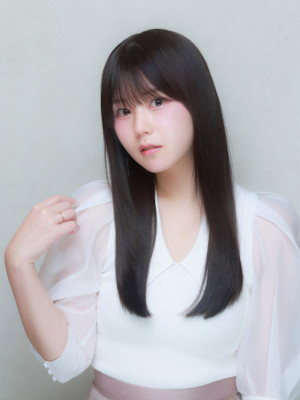艶髪ロング×骨格矯正顔周りカット