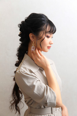 編み下ろしトレンドスタイル