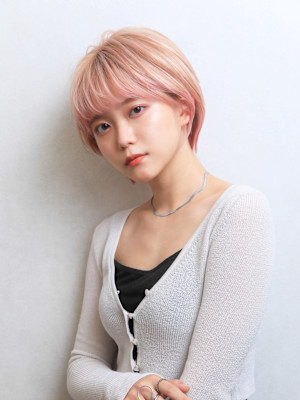 印象No1キュートスタイル！王道ショート×最旬透明感カラー