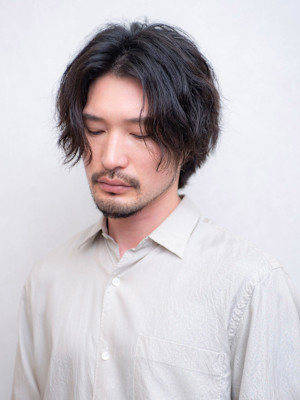 大人の余裕漂うメンズナチュラルパーマ