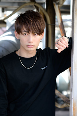 ツーブロック×マッシュショート