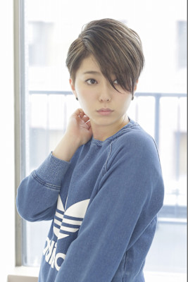 ☆レディースツーブロック　パンク　ボブ☆