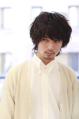 【無造作風ウェットマッシュパーマ】