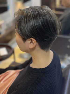 白髪が気になったらおススメハイライト