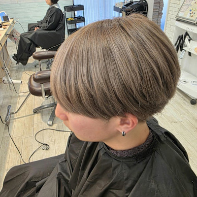 シナモンベージュ