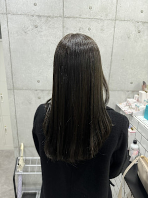 オリーブブラウン