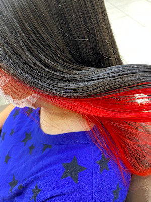 インナーカラー　レッド