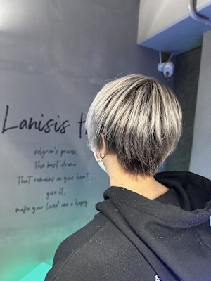 シャドールーツ