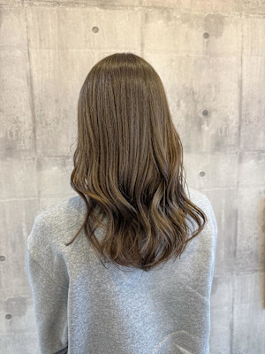 透明感ベージュカラー