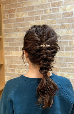 編みおろしヘア