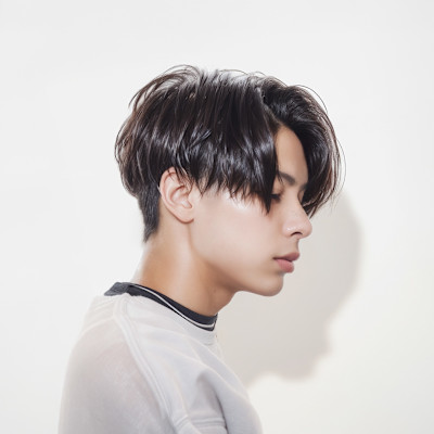 20代30代メンズソフトツーブロックセンターパート