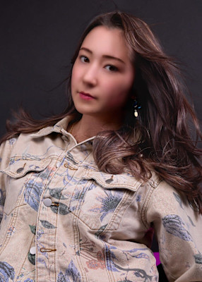 甘すぎない大人の余裕シフォンベージュ×ハイライトでこなれ美人