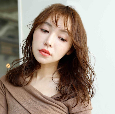 ニュアンス巻きセミロング