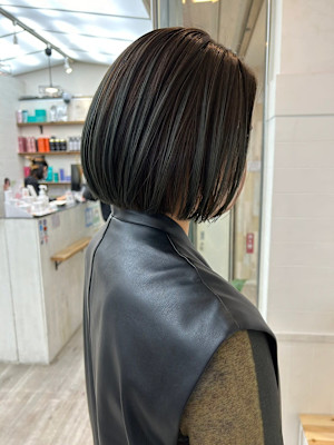 髪質改善/縮毛矯正/酸性ストレート/前髪なし/グレーブラック