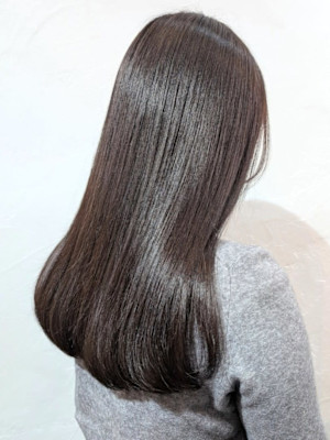 ダークグレージュ オーガニックカラー ツヤ髪ロング