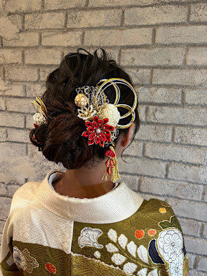 卒業式シニヨンヘア！！