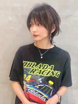 斜め45°も素敵なネオウルフ　ウルフカット　ウルフ