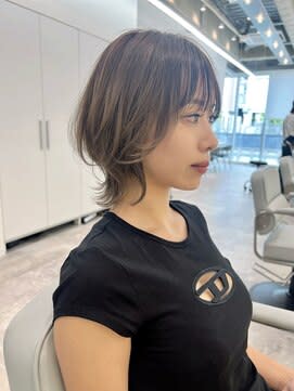 小顔ミディアムネオウルフ　ウルフカット