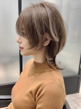 顔回りが小顔に見えるネオウルフ　ボブウルフ　ウルフカット