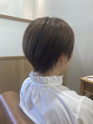 シンプルフォルムショート