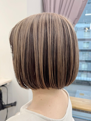 アウターカラー/ブラウン×ブラウン/ボブ/逆インナーカラー/