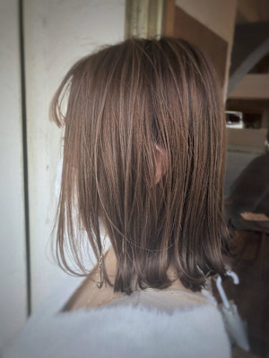 ハイライトベージュ