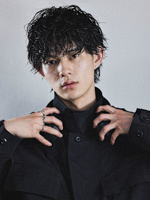 波巻きシャドウパーマ