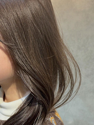 ○透けて可愛いヘーゼルベージュ