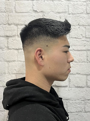 メンズ／ハイフェード／ベリーショート／アップバング