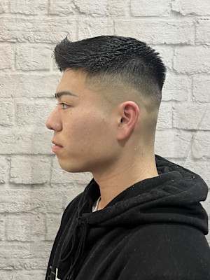 メンズ／ハイフェード／ベリーショート／アップバング