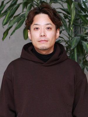 アップバング ツーブロック　ビジネスパーマ ニュアンス