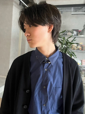 ツーブロック センターパート 20代 ニュアンスパーマ