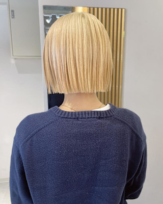 ブロンド/抜きっぱなし/ブリーチ/ボブ/切りっぱなしボブ