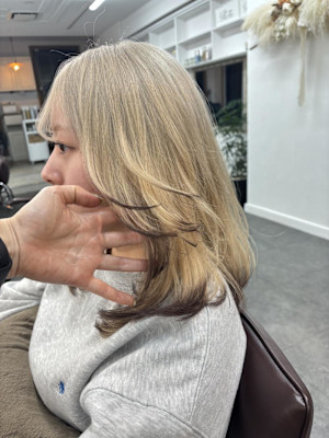 デザインカラー/レイヤーカット/ウルフカット/ローライト