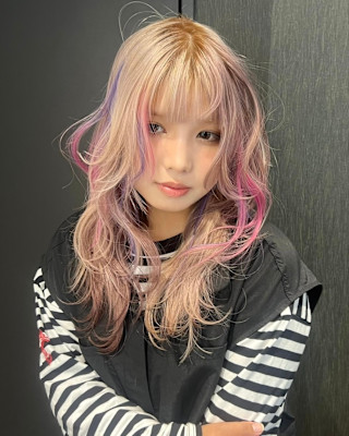 セクションカラー　デザインカラー　ハイトーン　原宿/表参道