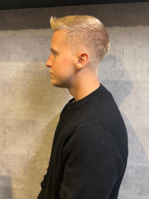 バッチリ決まる　大人のフェザーアップ