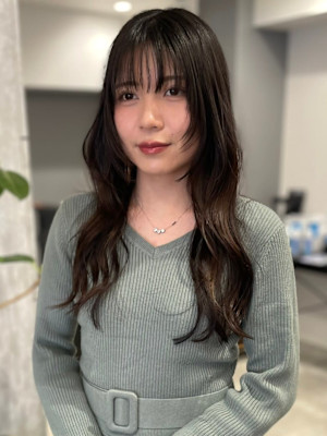 ロングレイヤー 顔周りレイヤー グレージュ 美髪ロング