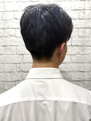 ツーブロアップバング/刈り上げ