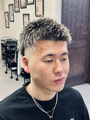 【20代 男性】ロンドンメッシュ風フェード（大宮/バーバー）