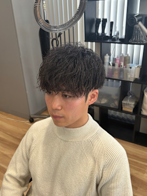 刈り上げツイストスパイラルパーマ